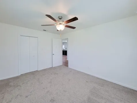 413 S Market Street Brazoria TX 77422