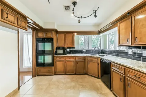 12910 Ivyforest Drive Cypress TX 77429