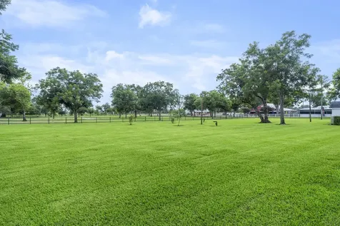 9827 Fm 2759 Road Richmond TX 77469