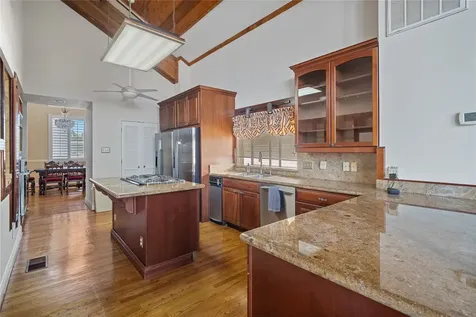 418 Bay Colony Drive La Porte TX 77571