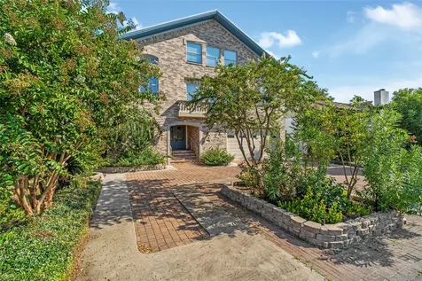 418 Bay Colony Drive La Porte TX 77571