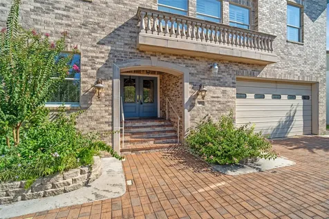 418 Bay Colony Drive La Porte TX 77571