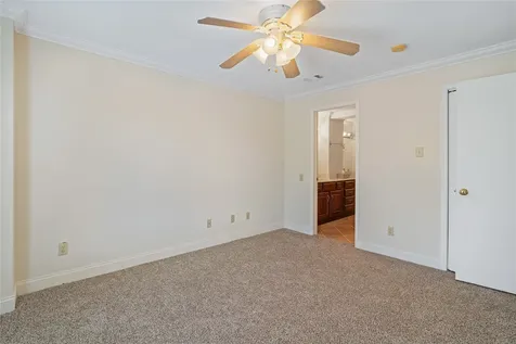418 Bay Colony Drive La Porte TX 77571