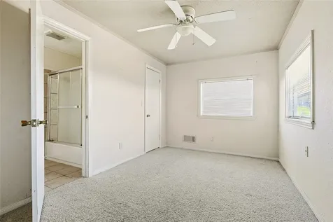 434 Pompano Street Bayou Vista TX 77563