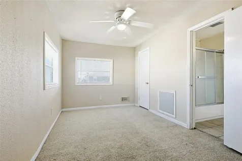434 Pompano Street Bayou Vista TX 77563