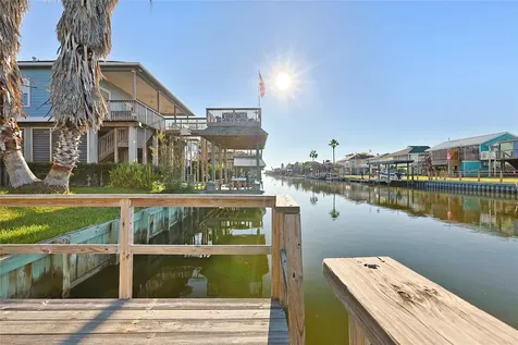 434 Pompano Street Bayou Vista TX 77563