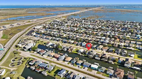 434 Pompano Street Bayou Vista TX 77563
