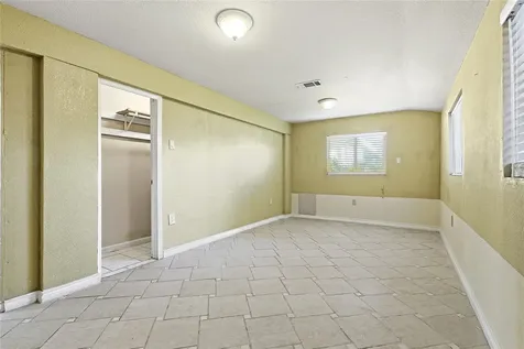 434 Pompano Street Bayou Vista TX 77563