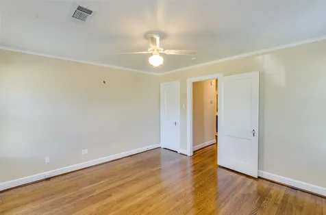 236 W 31st Street Houston TX 77018