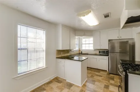 236 W 31st Street Houston TX 77018