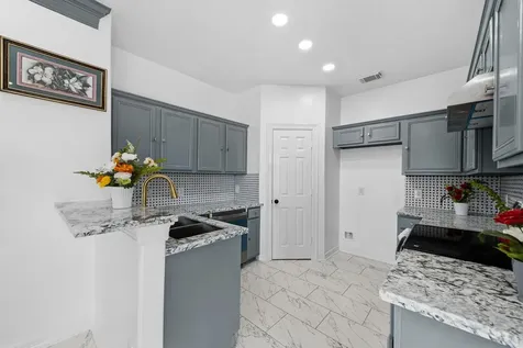 12606 Panther Villa Court Houston TX 77099