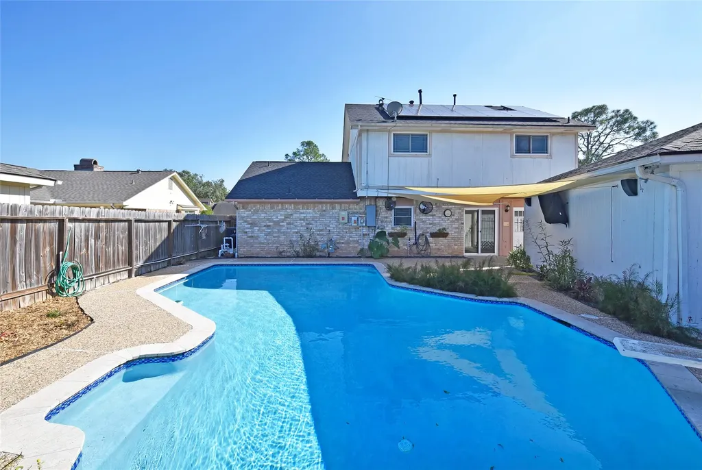 2730 Colony Drive Sugar Land TX 77479