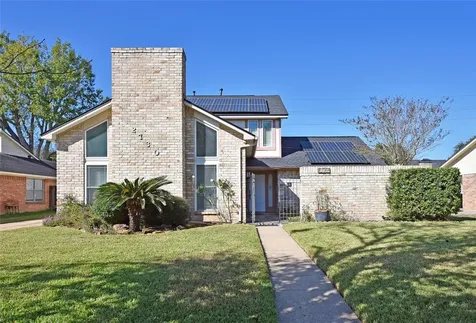 2730 Colony Drive Sugar Land TX 77479