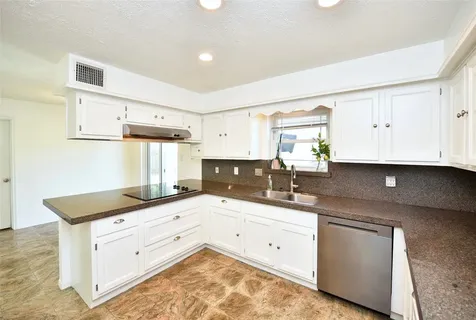 2730 Colony Drive Sugar Land TX 77479
