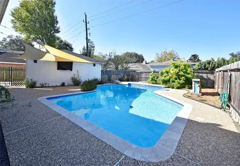 2730 Colony Drive Sugar Land TX 77479