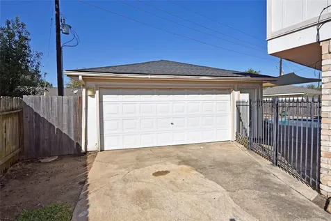 2730 Colony Drive Sugar Land TX 77479