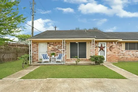 3328 Burke Road 71 Pasadena TX 77504