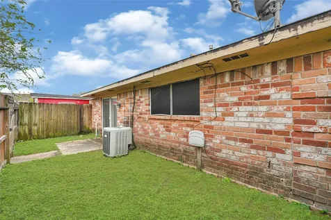 3328 Burke Road 71 Pasadena TX 77504