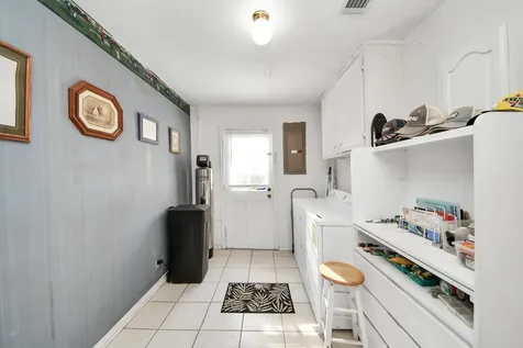 17 Winged Foot Drive Conroe TX 77304