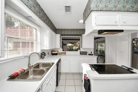 17 Winged Foot Drive Conroe TX 77304