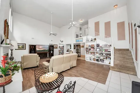 17 Winged Foot Drive Conroe TX 77304