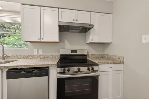226 W 4th Street Deer Park TX 77536