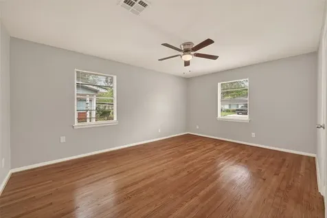 226 W 4th Street Deer Park TX 77536