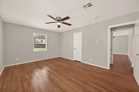 226 W 4th Street Deer Park TX 77536