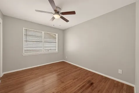 226 W 4th Street Deer Park TX 77536