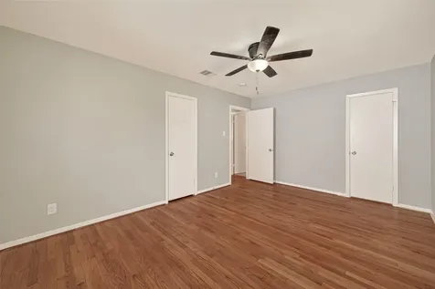 226 W 4th Street Deer Park TX 77536