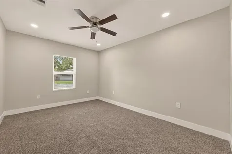 226 W 4th Street Deer Park TX 77536