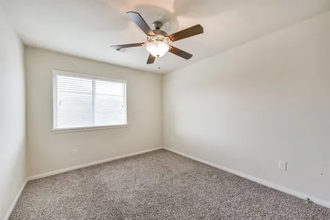 2142 Tandy Park Way Houston TX 77047