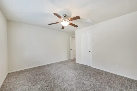 2142 Tandy Park Way Houston TX 77047