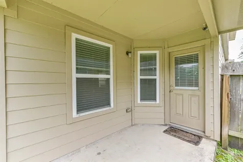 2142 Tandy Park Way Houston TX 77047