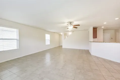 2142 Tandy Park Way Houston TX 77047