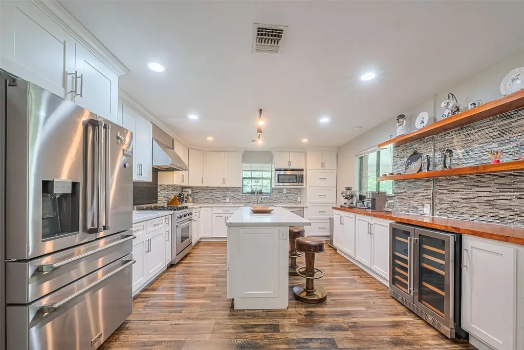 24314 Anderson Street Huffman TX 77336