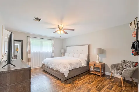 24314 Anderson Street Huffman TX 77336