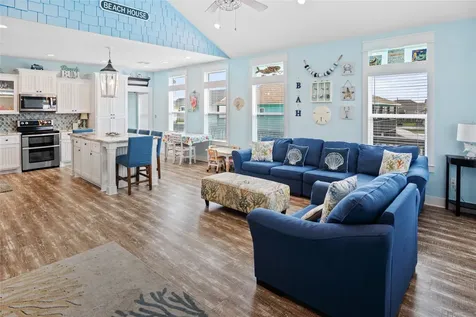 980 Fisherman Drive S Crystal Beach TX 77650