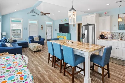 980 Fisherman Drive S Crystal Beach TX 77650