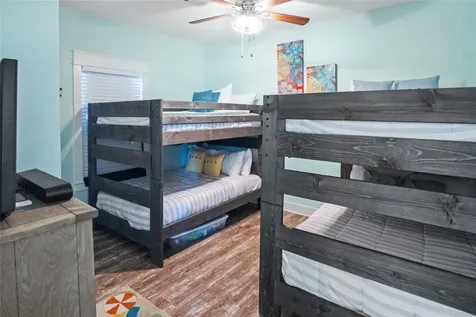 980 Fisherman Drive S Crystal Beach TX 77650