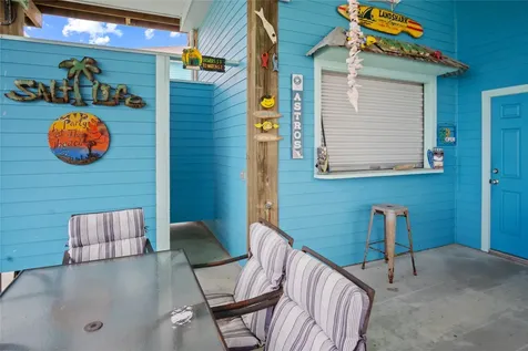980 Fisherman Drive S Crystal Beach TX 77650