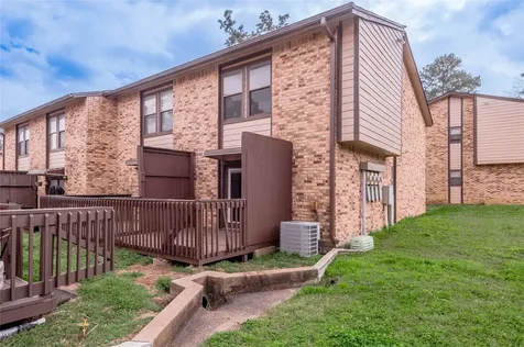 2521 Crosstimbers Street D1 Huntsville TX 77320