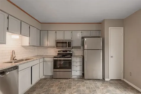 2521 Crosstimbers Street D1 Huntsville TX 77320