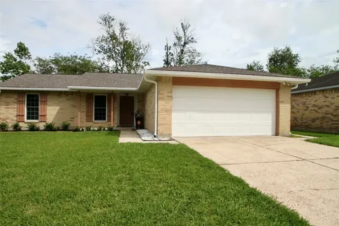 306 Maple Leaf Street League City TX 77573