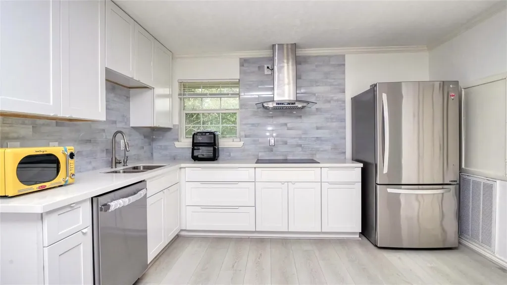 5538 Holly Street 316 Houston TX 77081