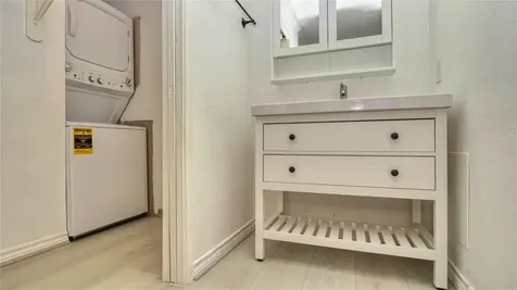 5538 Holly Street 316 Houston TX 77081