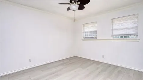 5538 Holly Street 316 Houston TX 77081