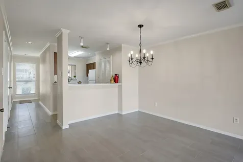 104 Lakeview Terrace D Conroe TX 77356