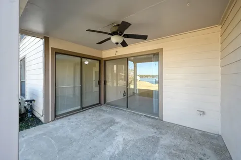 104 Lakeview Terrace D Conroe TX 77356