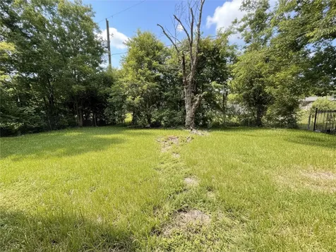 5222 Northridge Drive Houston TX 77033